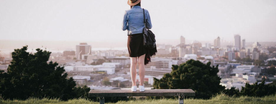 Ученые рассказали, сколько нужно стоять, чтобы похудеть