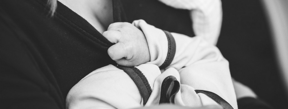 Трансгендерная женщина впервые смогла выкормить ребенка грудью