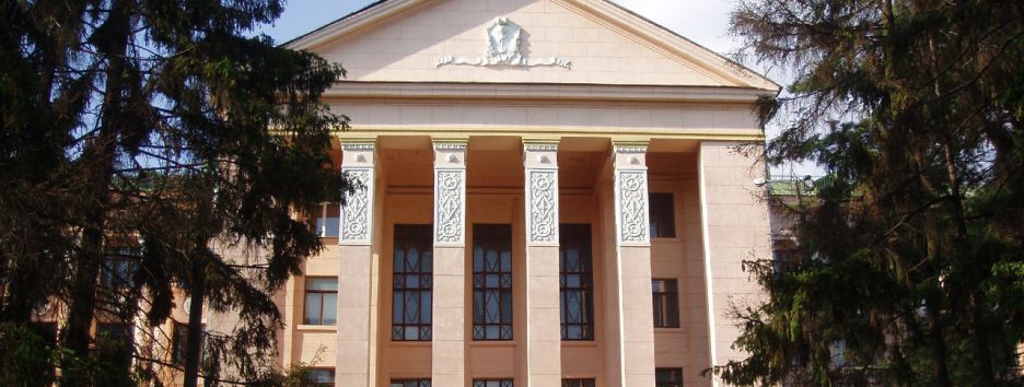 Что творится в медуниверситете им. Богомольца: смерть, сорванный экзамен и подозрения в коррупции