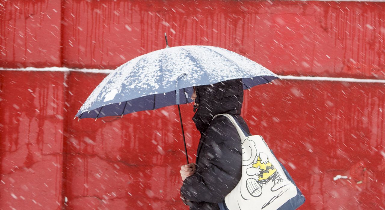 В Украине бушует непогода: как не покалечиться и не отморозить ноги