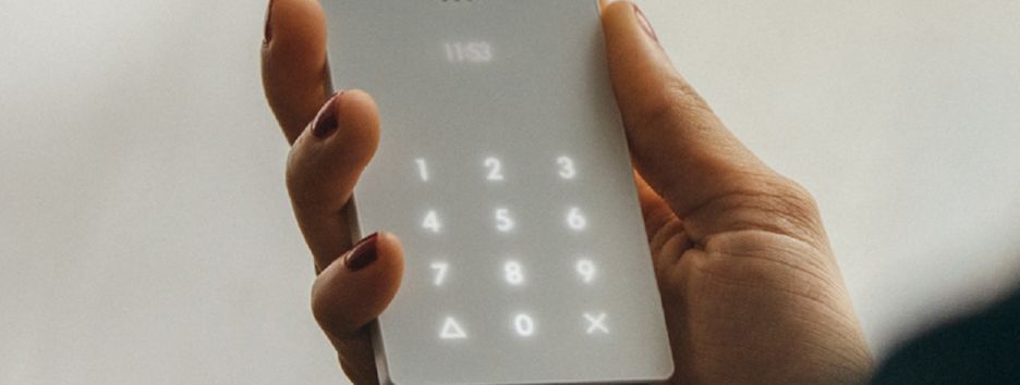 В сети доступен предзаказ самого минималистичного телефона