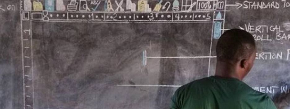 Учителю информатики, который рисовал окна программ на доске, подарили компьютеры