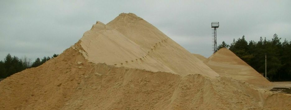 Чиновники госкомпании через «благотворителей» украли 2 млн тонн песка