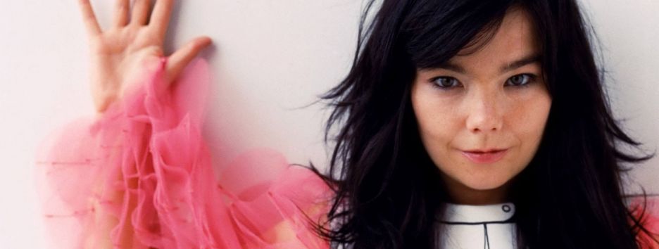 В сети появился короткометражный фильм о Рейкьявике и Бьорк