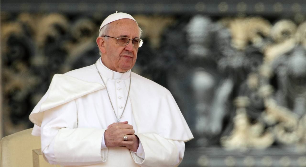 В сети обсуждают статью, в которой Папа Римский отрицает существование ада