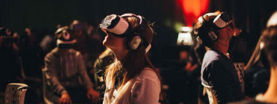 Будущее кино: кинотеатр виртуальной реальности открылся в Амстердаме