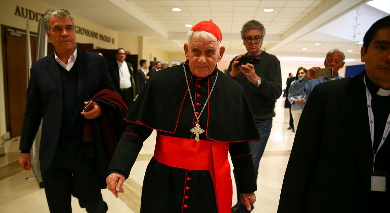 В Ватикане рассказали о том, что священники могут изгонять демонов с помощью мобильного
