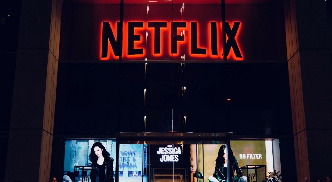 Netflix будет покупать кинотеатры ради возможности участвовать в фестивалях