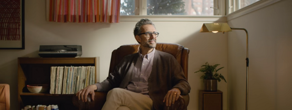 Социальная сеть Facebook пообещала в новой рекламе стать лучше