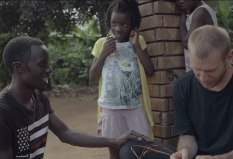 Вышел документальный фильм Ивана Дорна о детях из Уганды