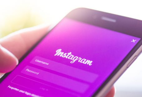 Instagram разрешил убирать посты пользователей, которые не хочется видеть в ленте