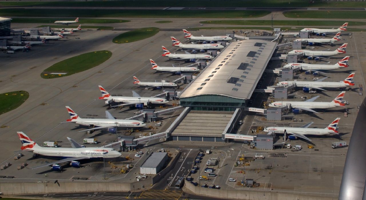 Мировые аэропорты сталкиваются с кризисом пропускной способности