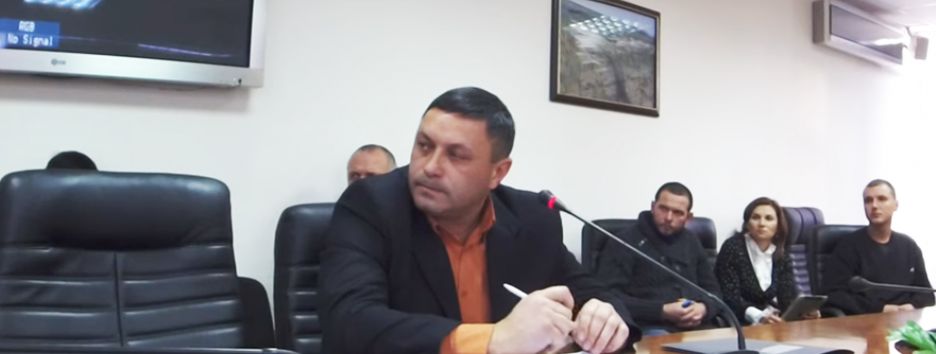Новый директор Нацпарка не ответил ни на один вопрос комиссии