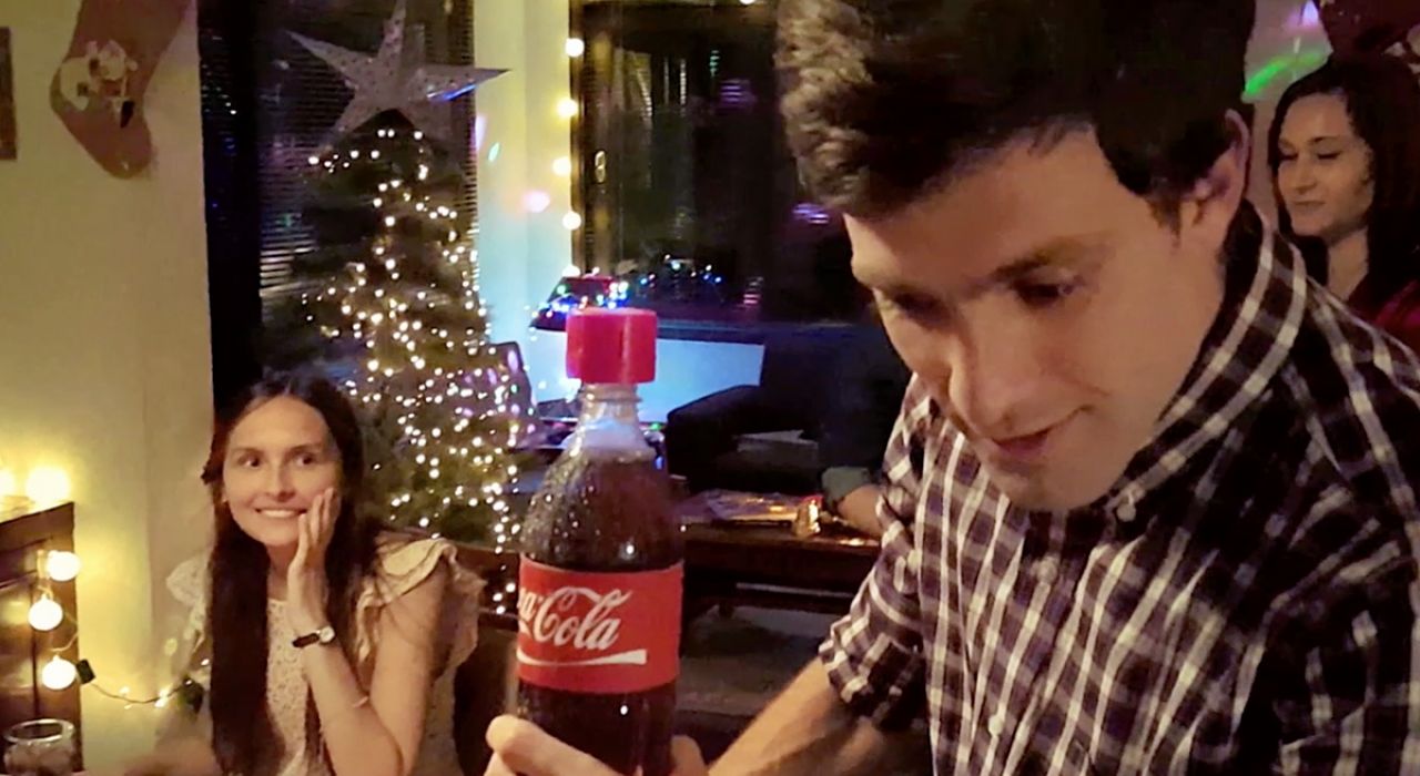 Новинка: запись голосовых сообщений на бутылках Coca-Cola