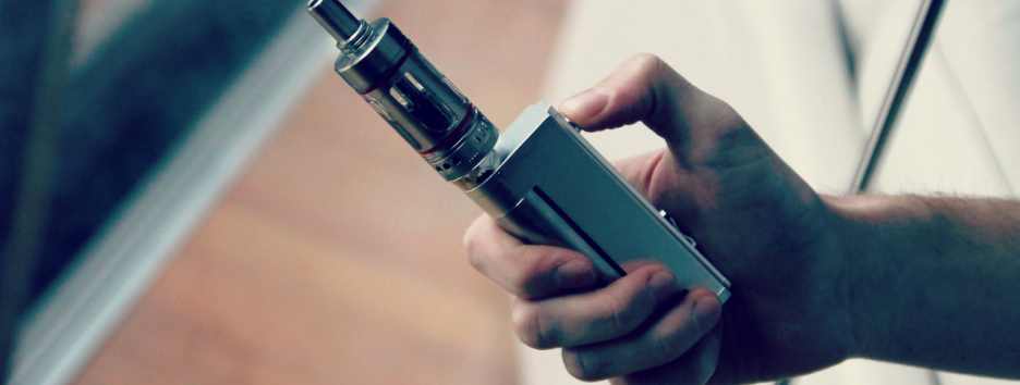 Электронные сигареты назвали плохим способом бросить курить