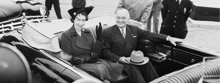 Как проходили встречи королевы Елизаветы II и 12 президентов США - фото