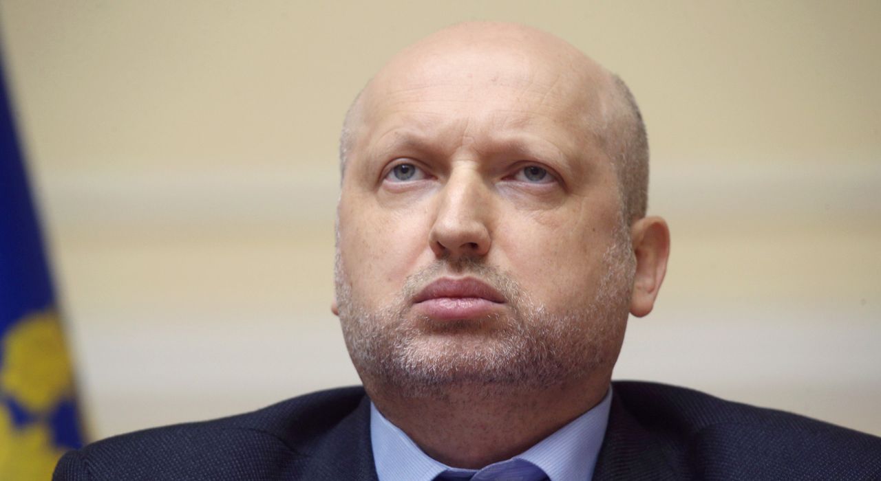 Турчинов прогнозирует поэтапный уход российских банков из Украины