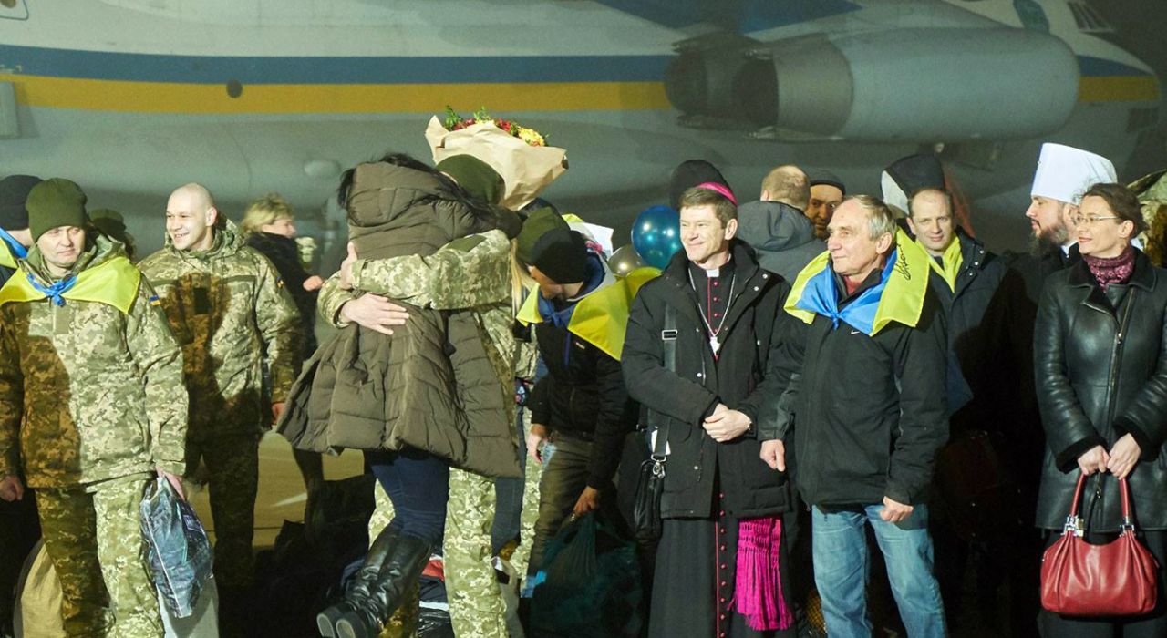 Освобождение украинских политзаключенных и пленных: «миссия невыполнима»?