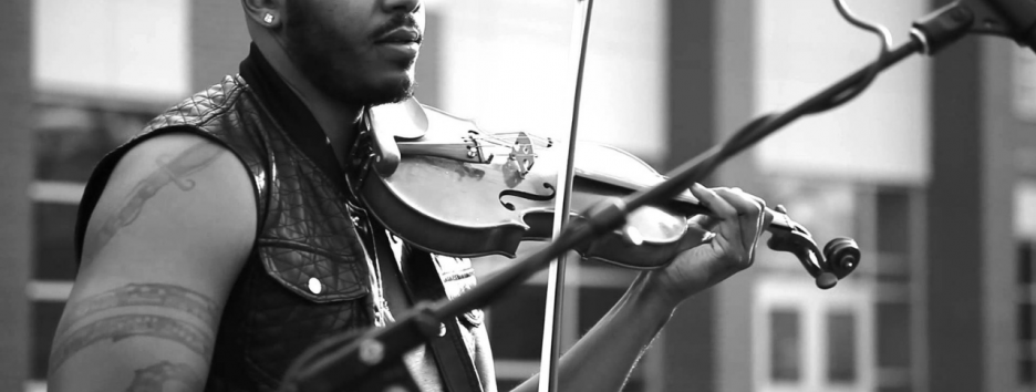 В Киеве выступит известный скрипач, игравший на инаугурации Барака Обамы