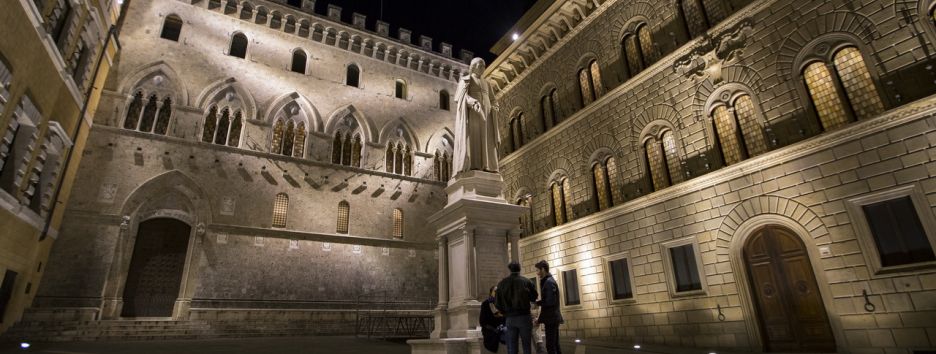 Италия спасает старейший банк мира от долгов