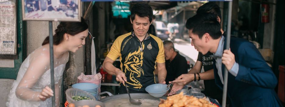 Какими должны быть свадебные фото, если жених и невеста любят поесть