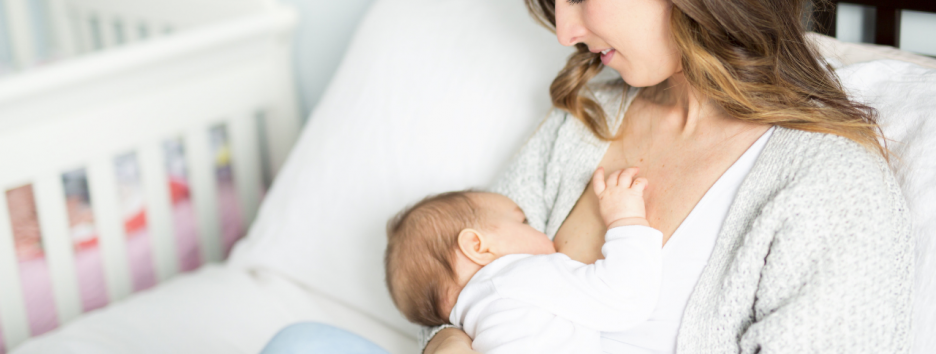 Чем полезно грудное молоко и как долго кормить ребенка грудью: советы педиатра