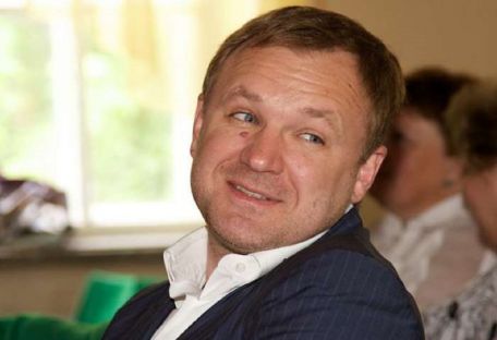 Бизнес-партнер Кононенко без конкурса получил 76 млн на углеобогащение
