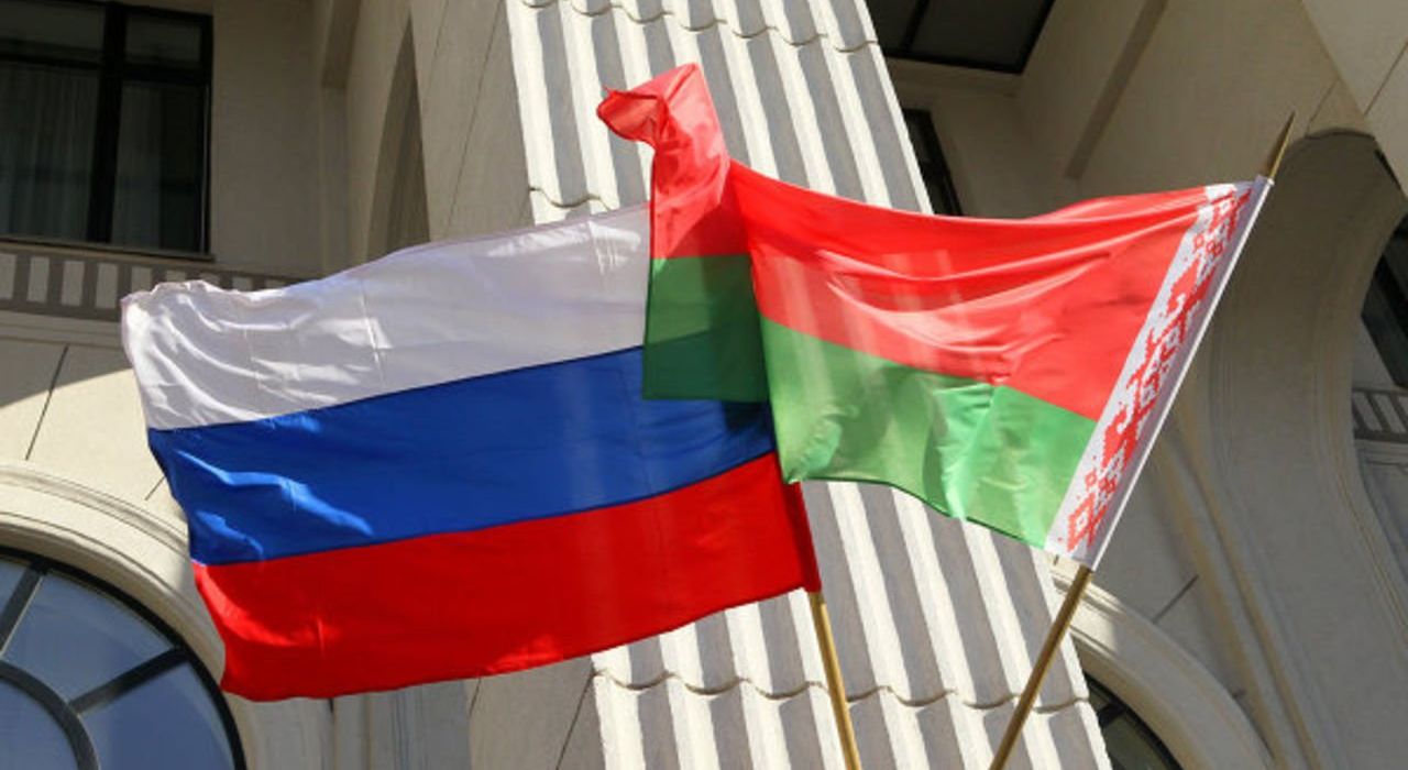 Поглощает ли Россия Беларусь, или за сколько торгуется суверенитет на постсоветском пространстве?