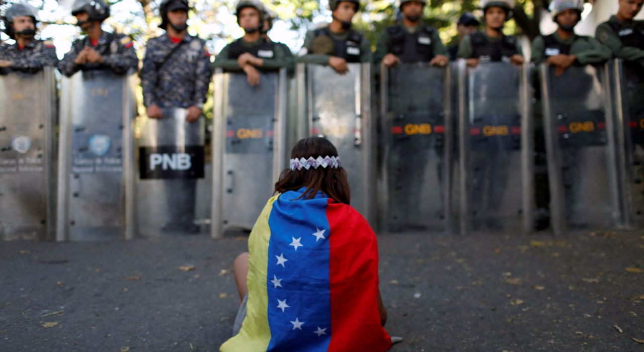 Кризис в Венесуэле: Мадуро – могильщик «социализма 21 века» или жертва США?