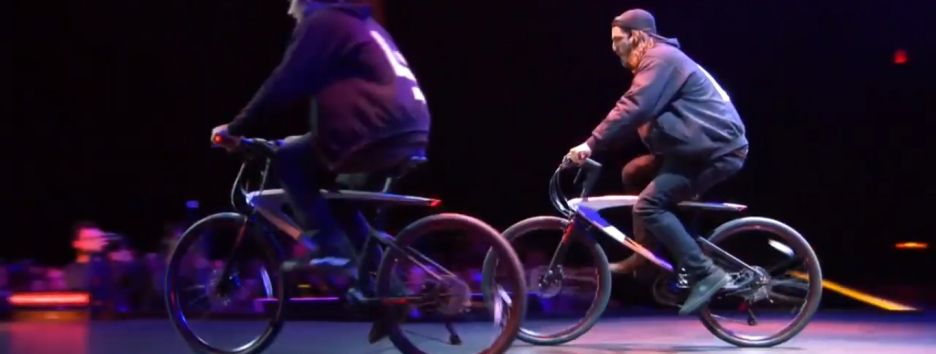 LeEco представила новые умные велосипеды на Android