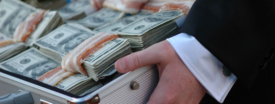 Коррупционная контрреволюция: как власть освободила взяточников от тюрьмы