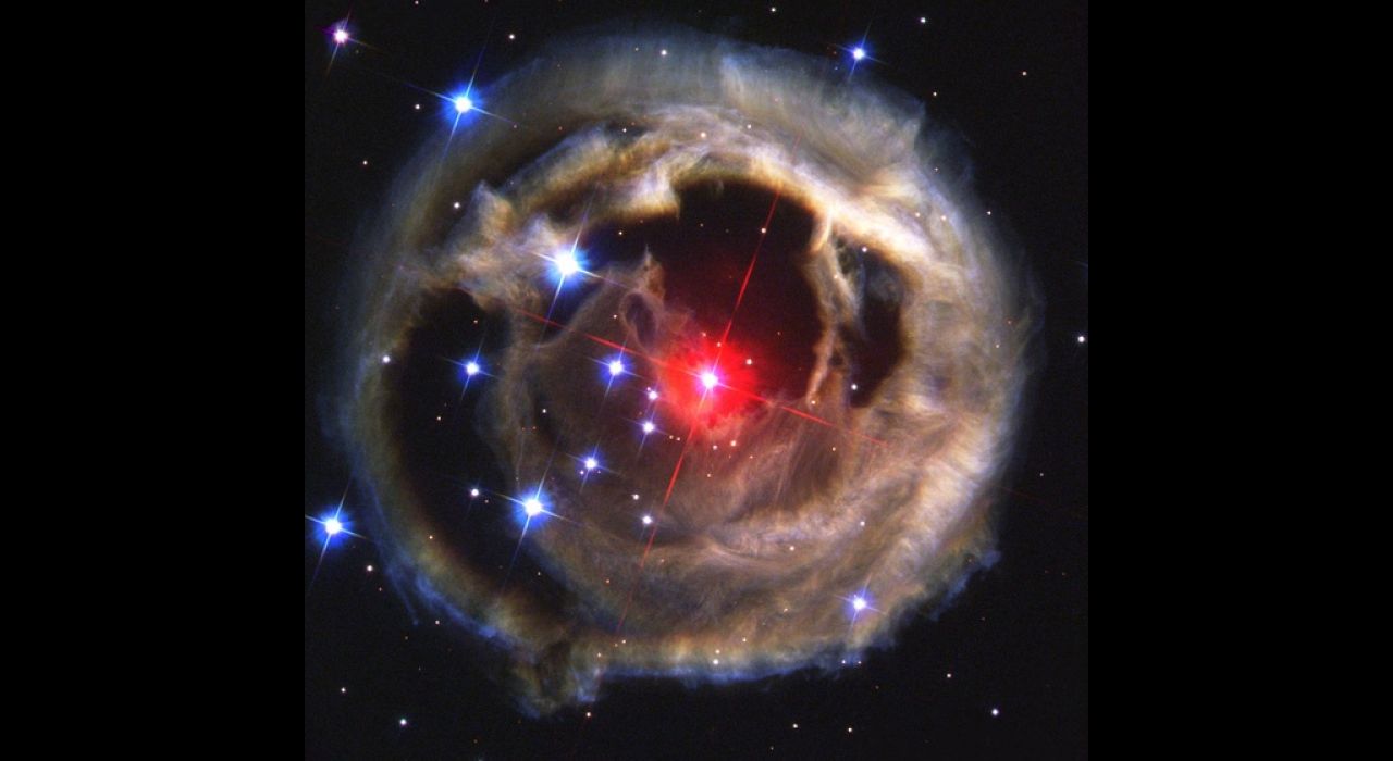 В 2022 году ночное небо может озариться светом красной сверхновой