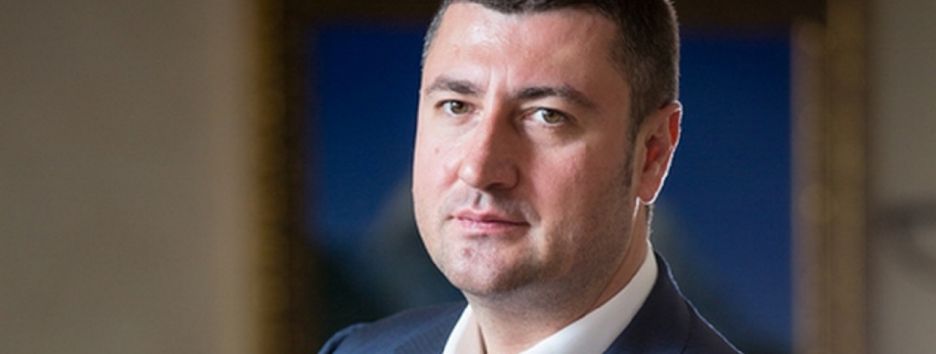 Бахматюк просит Порошенко защитить его фирму от рейдерства Нацбанка