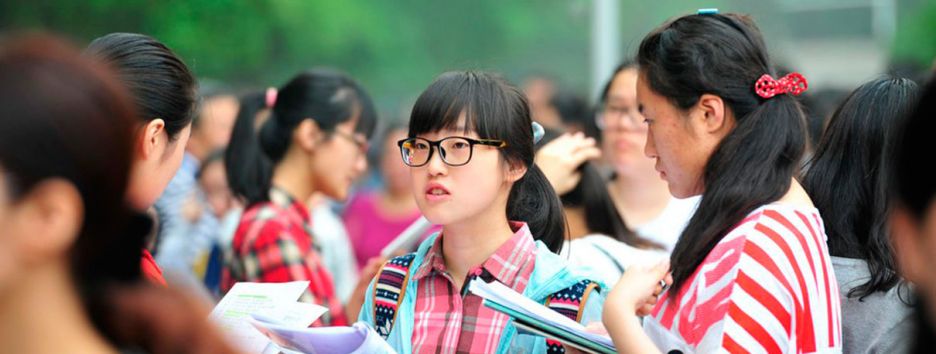 Китайским ученикам разрешили получать оценки «в кредит»