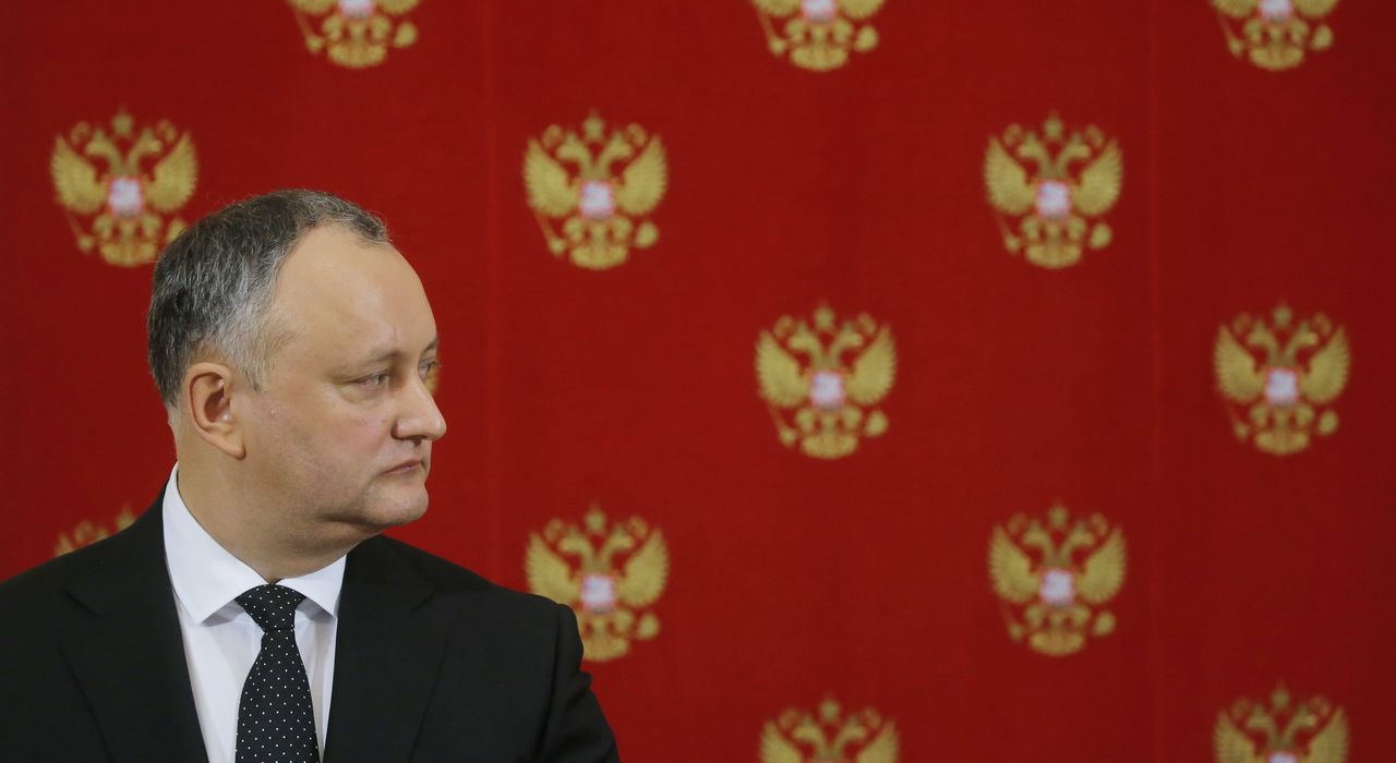 Поворот на 180 градусов: Молдова выбирает Россию