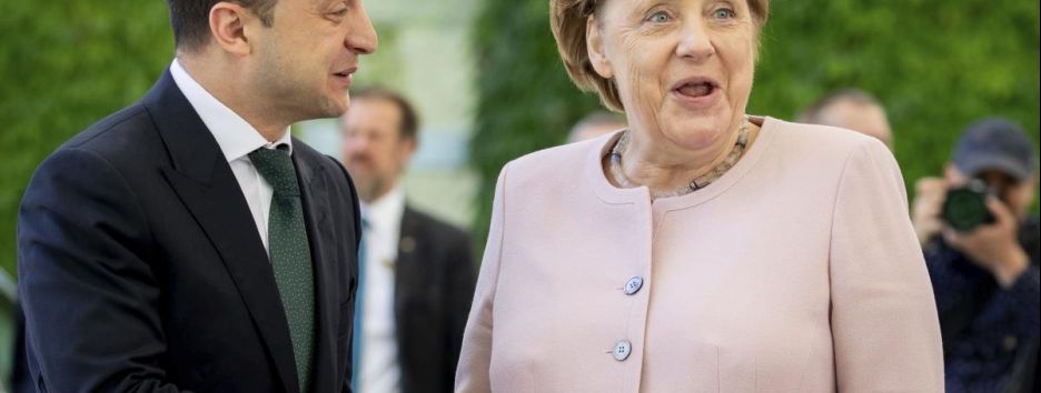 Зарубежные визиты Зеленского: грубые ошибки и провалы президента