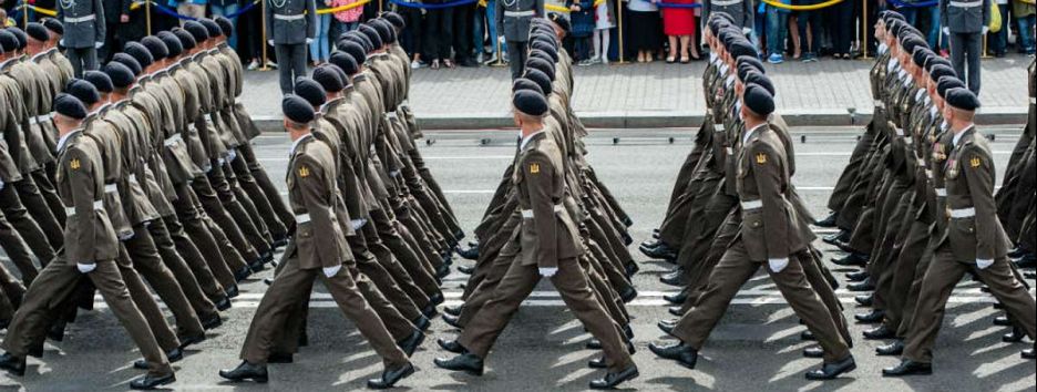 Кто выйдет на парад ко Дню независимости и зачем