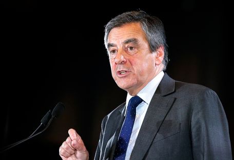 Шерше ля фам – лидер французских выборов в центре скандала