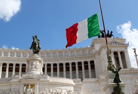 Италия движется к досрочным парламентским выборам