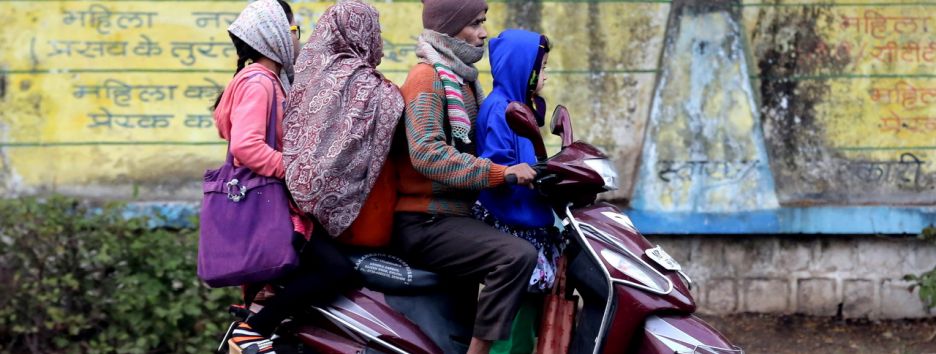 Что будет, если всем давать деньги на еду и жилье?