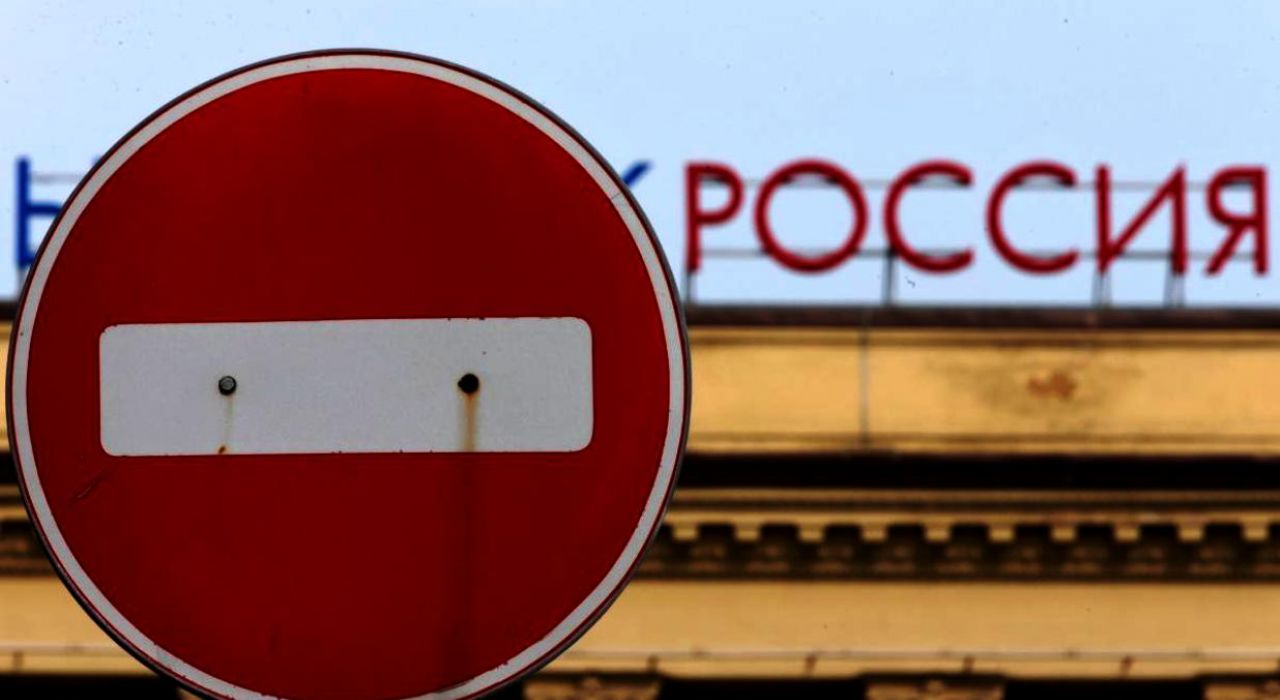 Новые и старые санкции: что делает Кабмин в экономическом противостоянии с РФ