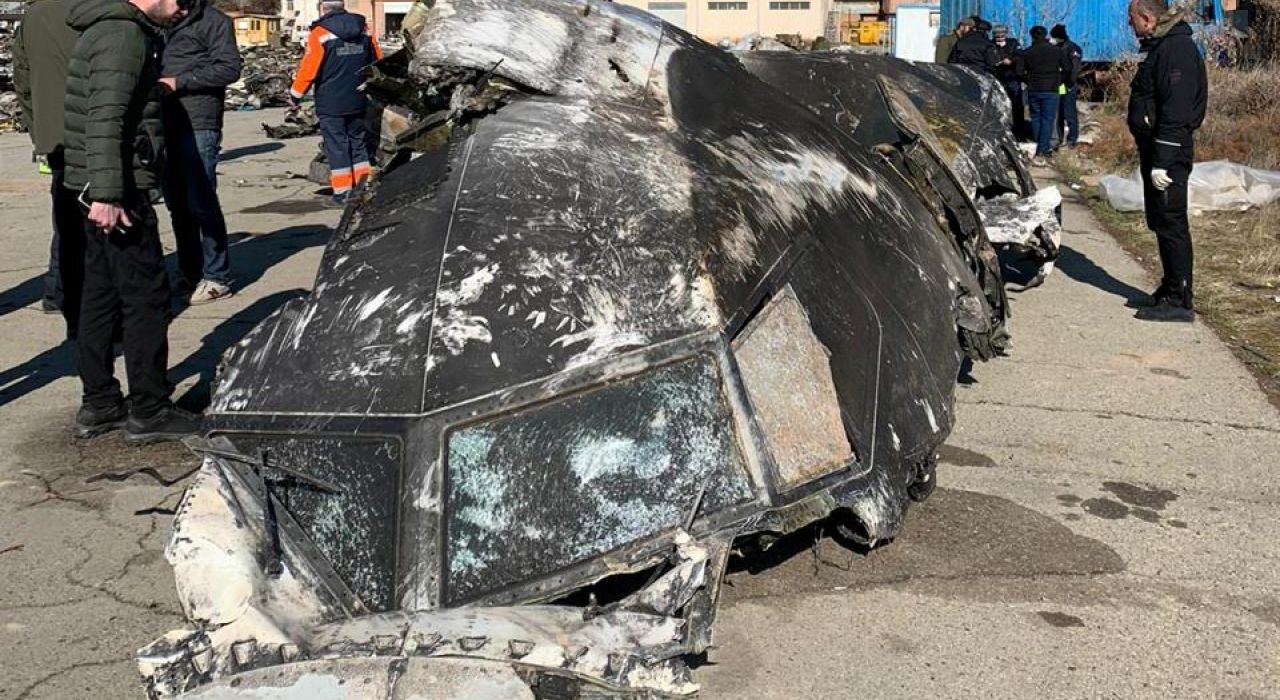 Отчет Ирана и скандал на похоронах: новые детали крушения украинского самолета - фото