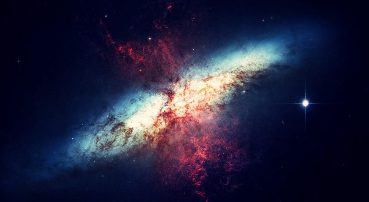 Почти ровесница Вселенной: ученые обнаружили аномальную галактику-монстра