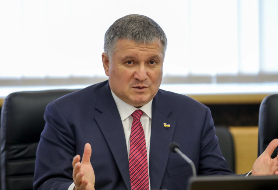 Карантин в Украине: глава МВД сообщил, сколько еще продлятся ограничения - фото 1