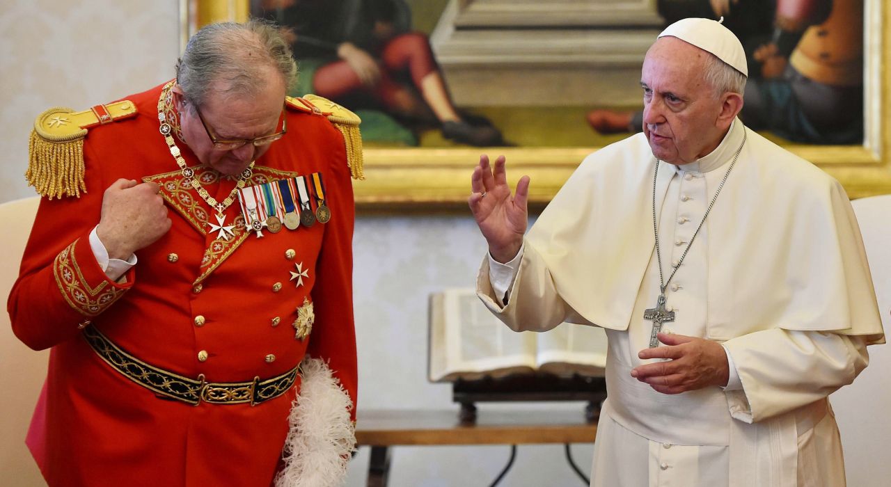 Папа Римский берет под контроль Мальтийский орден