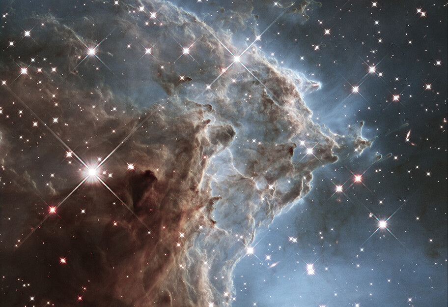 На сайте NASA можно увидеть, какое открытие сделал телескоп Hubble в день вашего рождения - фото 1