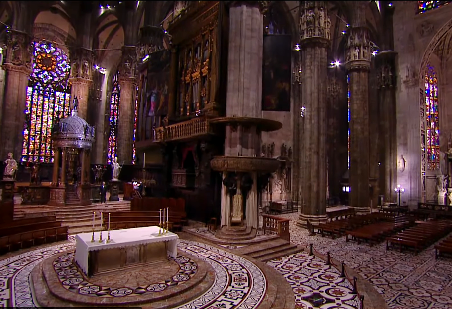 Музыка надежды - знаменитый тенор дал концерт в пустом Миланском соборе - видео - фото 1