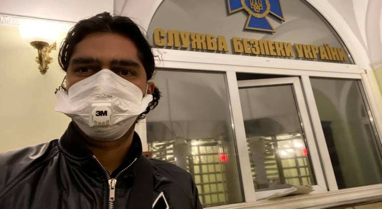 Лерос обнародовал отчет, который якобы раскрывает факты топ-коррупции в налоговой фото