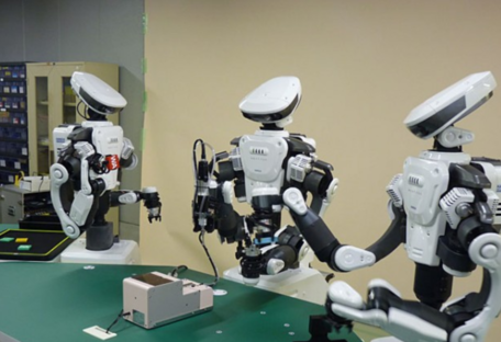 Жизнь после пандемии: эксперты сообщили, когда людей заменят роботы-рабочие