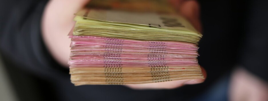 Спад экономики из-за коронавируса продлится два квартала